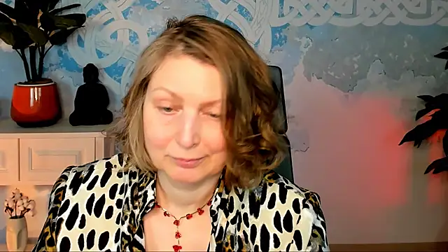 TiffanyBrauny online show from October 2025 03:03:02 PM