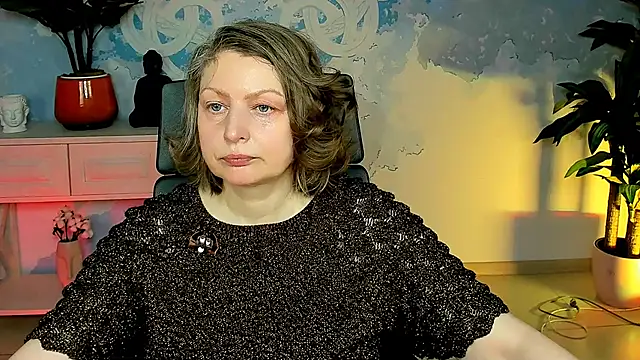 TiffanyBrauny online show from October 2025 09:53:02 AM