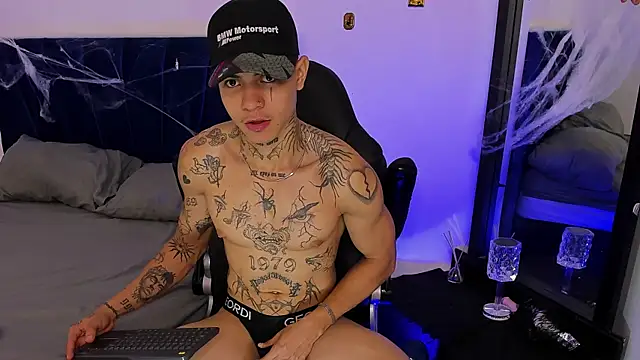 Snapshot of john_mystic chatting on October 2025 02:36:02 AM john mystic online show from October 2025 02:36:02 AM