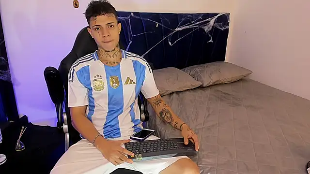 john mystic online show from October 2025 04:33:01 AM