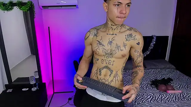 john mystic online show from December 2025 02:04:02 AM