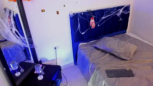 john mystic online show from October 2025 10:06:01 PM