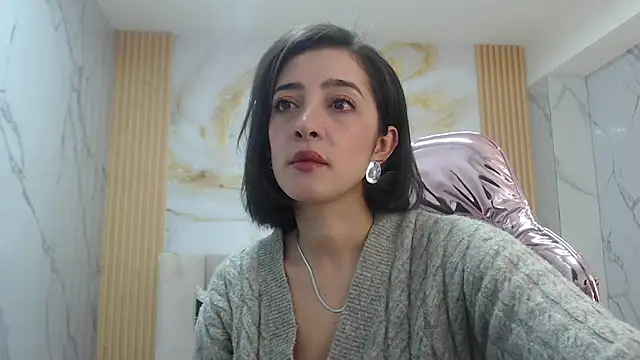 sara lopez s online show from November 2025 01:23:02 PM