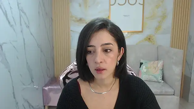 sara lopez s online show from November 2025 01:22:01 PM