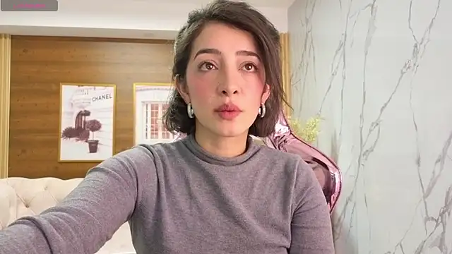 Snapshot of sara_lopez_s chatting on May 2026 02:05:02 PM sara lopez s online show from May 2026 02:05:02 PM