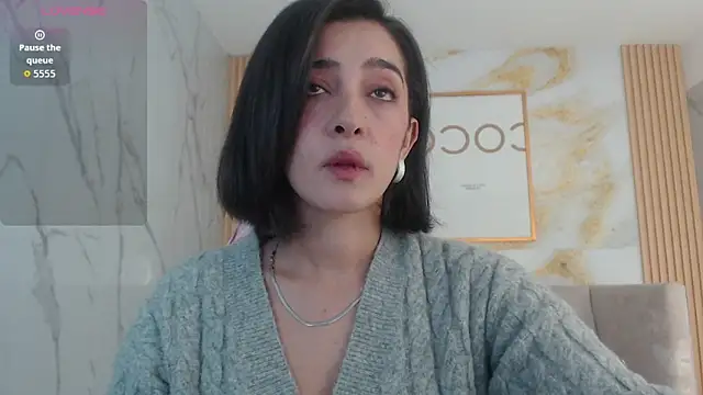 sara lopez s online show from October 2025 01:21:02 PM