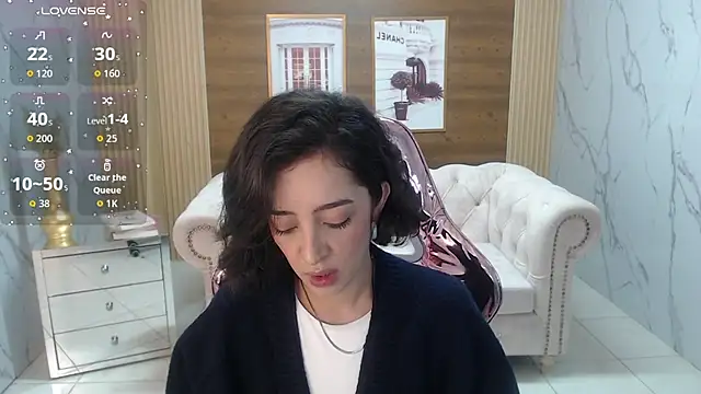 sara lopez s online show from February 2026 01:18:02 PM