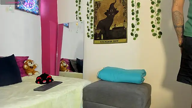 rosse dredd online show from November 2025 04:22:02 PM