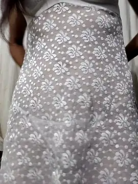 zaira spice online show from May 2026 11:05:01 PM