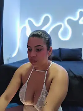 GabyMontenegro online show from April 2026 12:56:02 PM