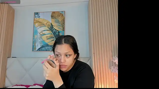 Mila Hank  online show from May 2026 12:20:01 PM
