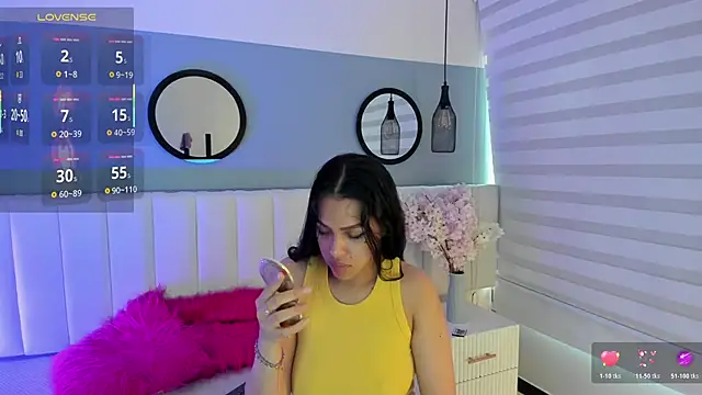 Mila Hank  online show from November 2025 12:16:01 PM