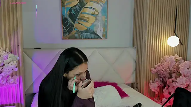 Mila Hank  online show from March 2026 12:18:02 PM