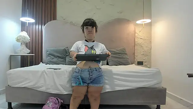 PamelaBonnet mml online show from December 2025 06:01:02 PM