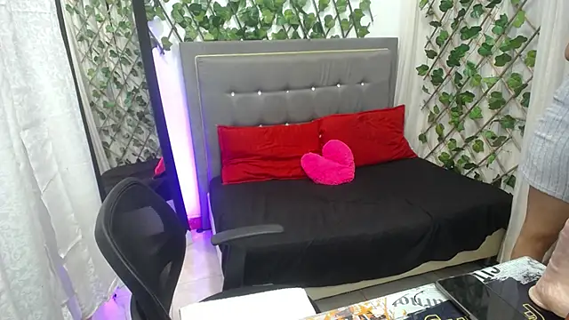 ivone golosa online show from February 2026 09:26:01 PM