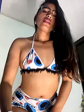 Mia ferrari 1 online show from September 2025 04:28:02 PM