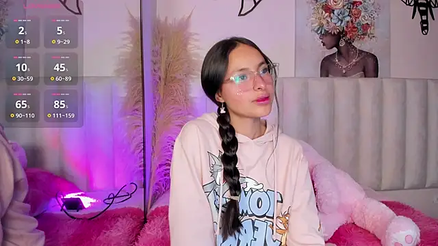 Annie  2 online show from October 2025 01:34:01 PM