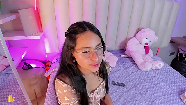 Annie  2 online show from November 2025 03:17:02 AM