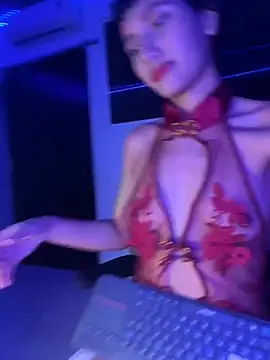 Amberdecolombia online show from February 2026 04:23:01 AM