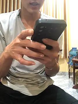 thienlong05 online show from September 2025 03:19:02 PM