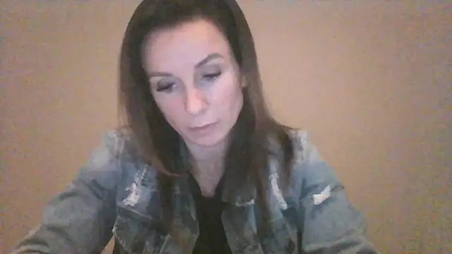 Justnani001 online show from April 2026 09:40:02 PM