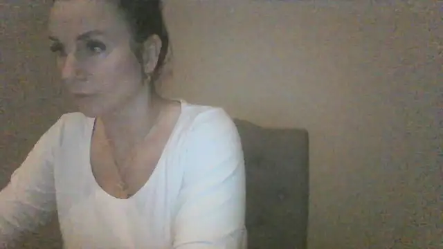 Justnani001 online show from February 2026 10:44:01 PM