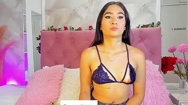 Nicolqueen  online show from October 2025 11:22:02 AM