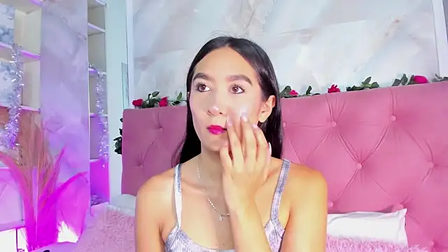 Nicolqueen  online show from December 2025 11:12:01 AM