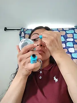 KittyHoleshot87 online show from February 2026 03:45:02 PM