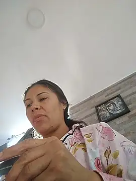 KittyHoleshot87 online show from February 2026 02:24:01 PM