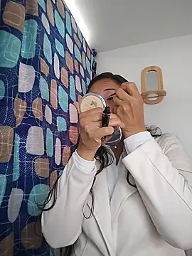 KittyHoleshot87 online show from February 2026 03:56:01 PM