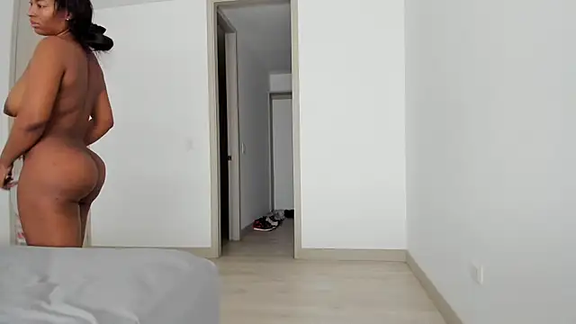 Meganbelford1 online show from February 2026 02:07:01 PM