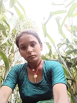 Snapshot of Idhika_Jha chatting on September 2025 01:02:01 AM Idhika Jha online show from September 2025 01:02:01 AM