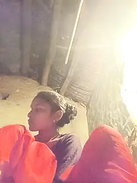 Snapshot of Idhika_Jha chatting on October 2025 12:50:01 PM Idhika Jha online show from October 2025 12:50:01 PM