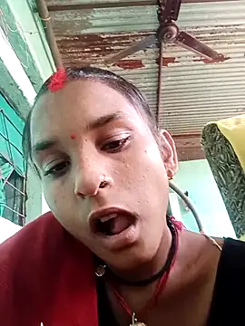 Snapshot of Idhika_Jha chatting on October 2025 03:04:01 AM Idhika Jha online show from October 2025 03:04:01 AM