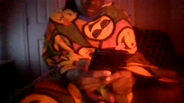 Snapshot of prettymaa chatting on September 2025 12:28:02 AM prettymaa online show from September 2025 12:28:02 AM