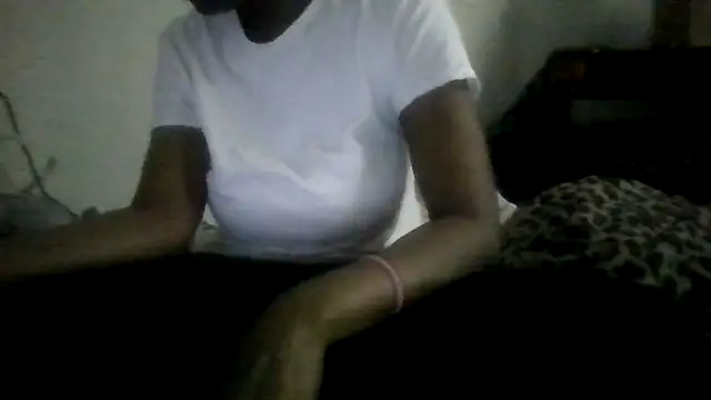 Snapshot of prettymaa chatting on September 2025 09:47:02 PM prettymaa online show from September 2025 09:47:02 PM