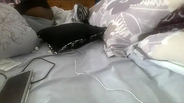 prettymaa online show from January 2026 06:45:01 PM