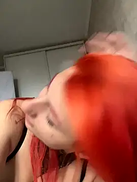 Nina Blum  online show from November 2025 07:18:01 AM