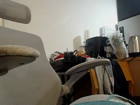 PoneiHetero online show from November 2025 03:32:01 AM