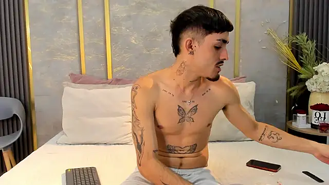 NikoStone  online show from November 2025 04:16:01 AM