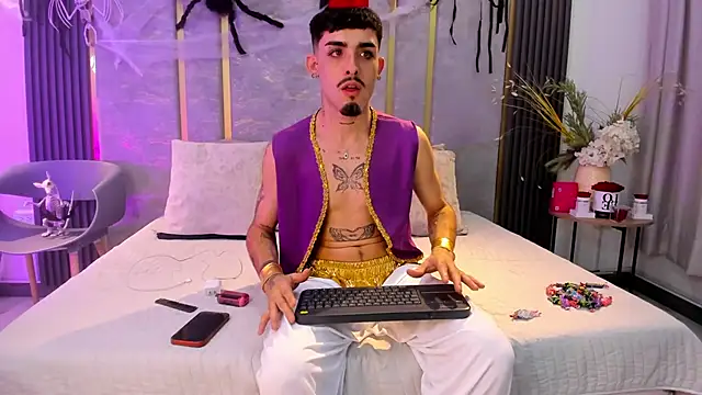 NikoStone  online show from October 2025 04:20:02 AM