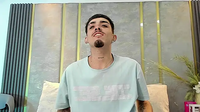 NikoStone  online show from December 2025 04:24:01 AM