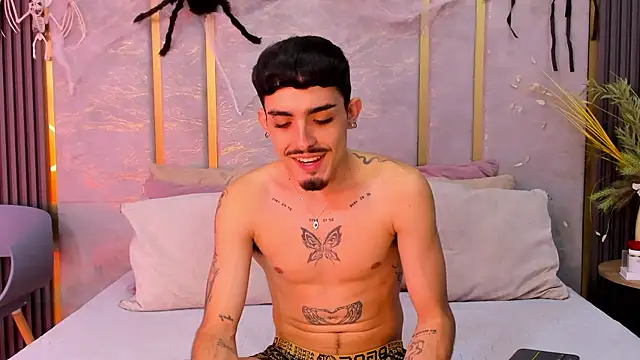 NikoStone  online show from October 2025 04:24:01 AM