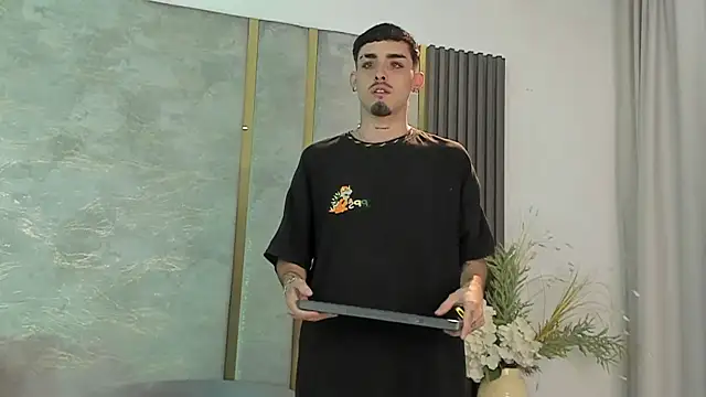 NikoStone  online show from January 2026 04:38:01 AM