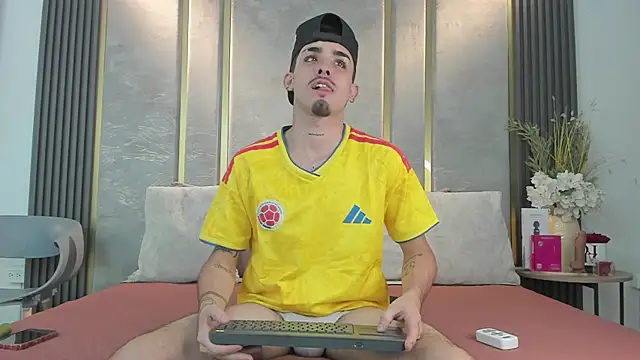 NikoStone  online show from June 2026 04:41:02 AM