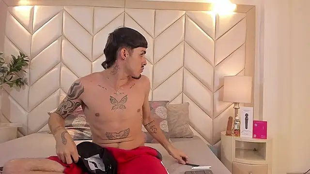 NikoStone  online show from April 2026 04:47:02 AM