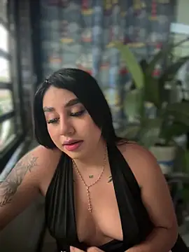 Snapshot of Sophie_Dreamss chatting on September 2025 08:27:01 PM Sophie Dreamss online show from September 2025 08:27:01 PM