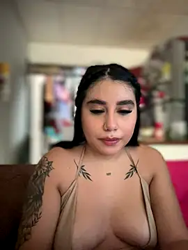 Snapshot of Sophie_Dreamss chatting on October 2025 08:11:02 PM Sophie Dreamss online show from October 2025 08:11:02 PM