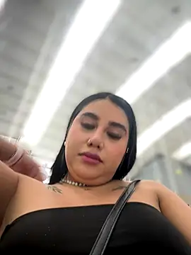 Snapshot of Sophie_Dreamss chatting on October 2025 05:35:02 PM Sophie Dreamss online show from October 2025 05:35:02 PM